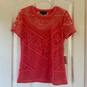 NWT Laundry By Shelli Segal t shirt